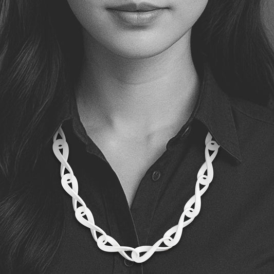 nacklace_white